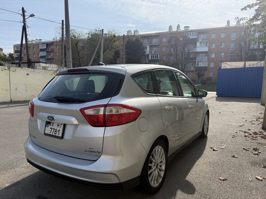 Ford C-max hybrid