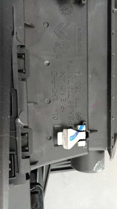 Difusor e Ar Citroen  C4 Spacetourer 967797317A em Stock