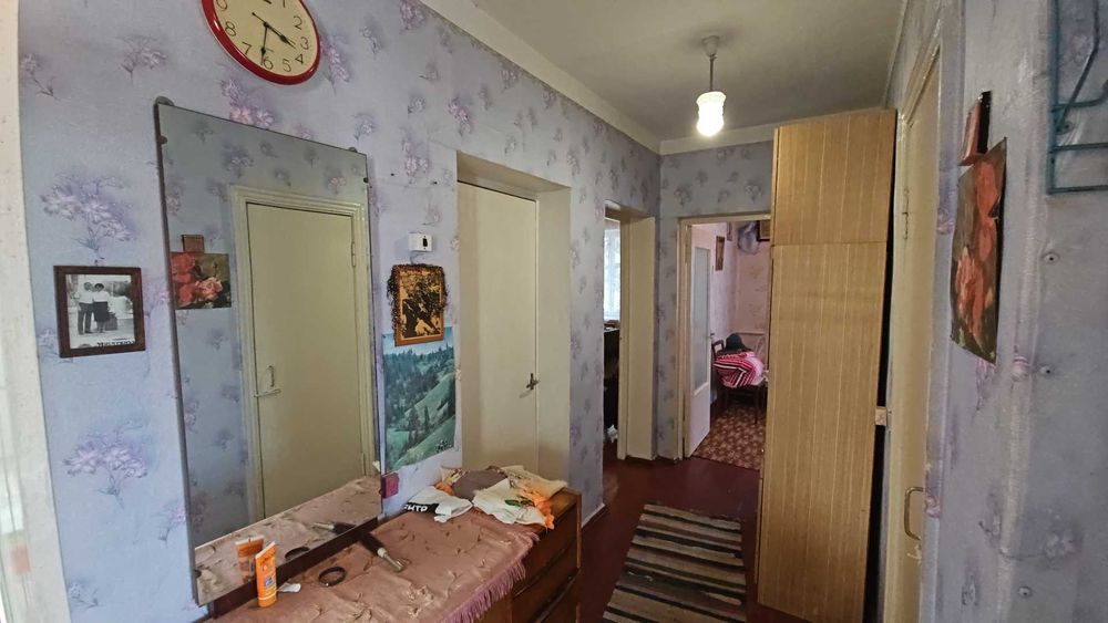 Капітальний будинок поруч з центром міста Баришівка 22 сотки - Є Відео