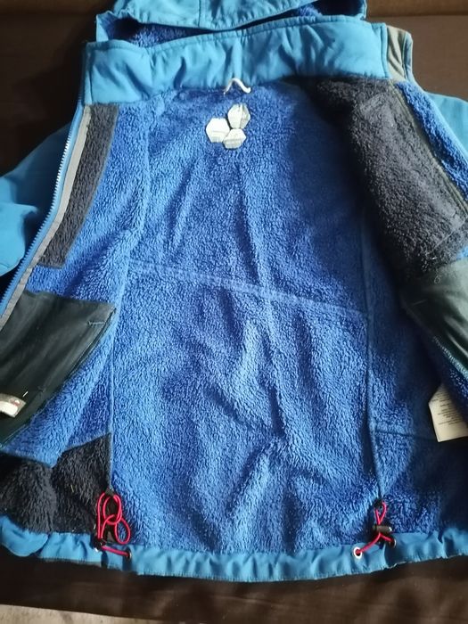 Классная весенняя курточка