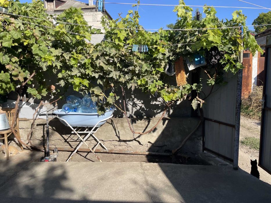 2 ком. квартира в пгт Доброслав! С ремонтом - заходи и живи