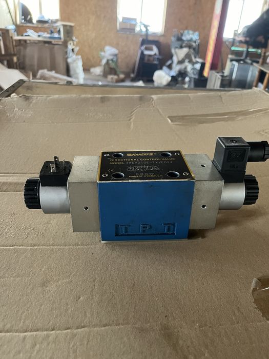 Гидрораспределитель 4WE