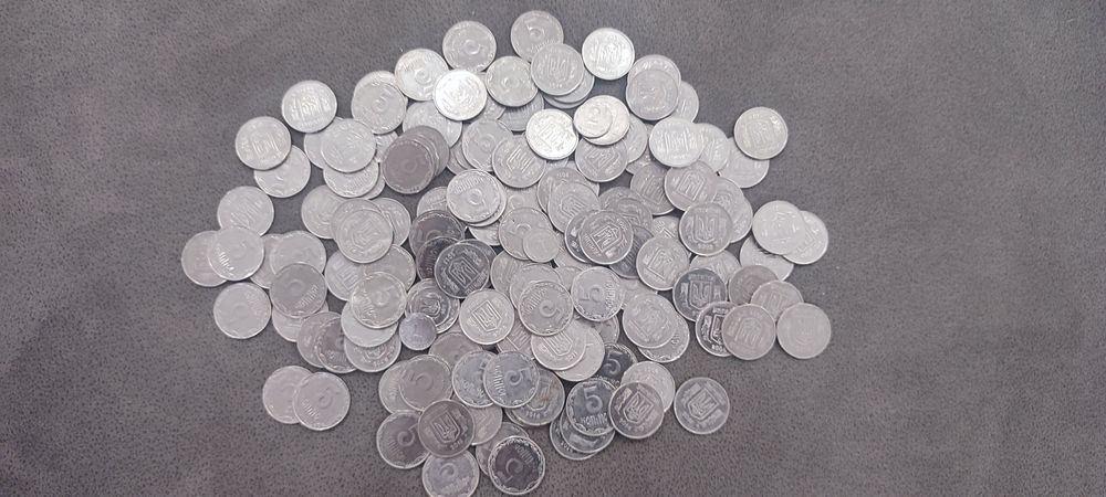 Купа монет, 5 коп різні роки. Монеты, монета.