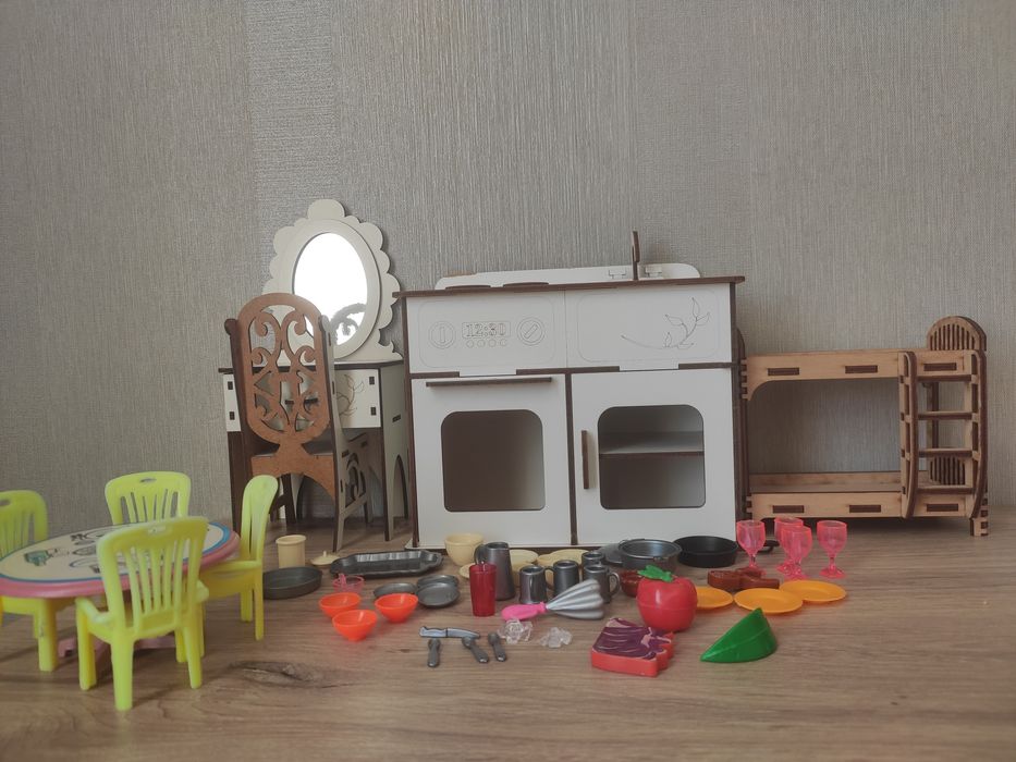 Меблі для ляльок