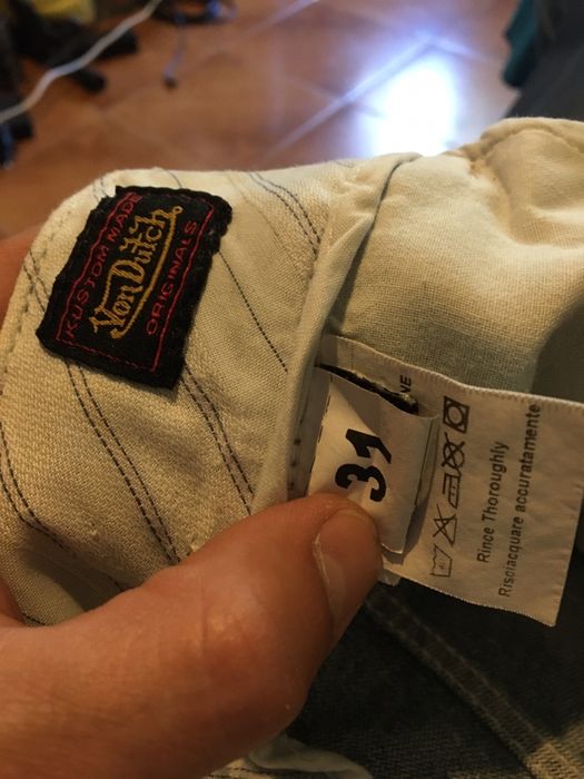 Vendo calcas von dutch em bom estado