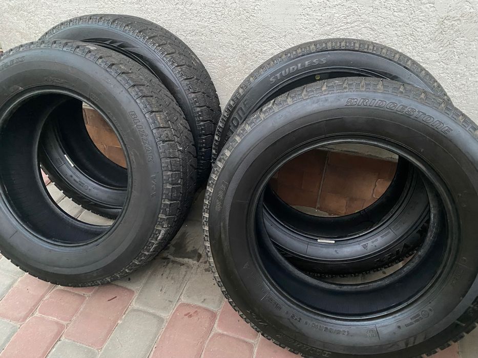 Шини Bridgestone r15 зима