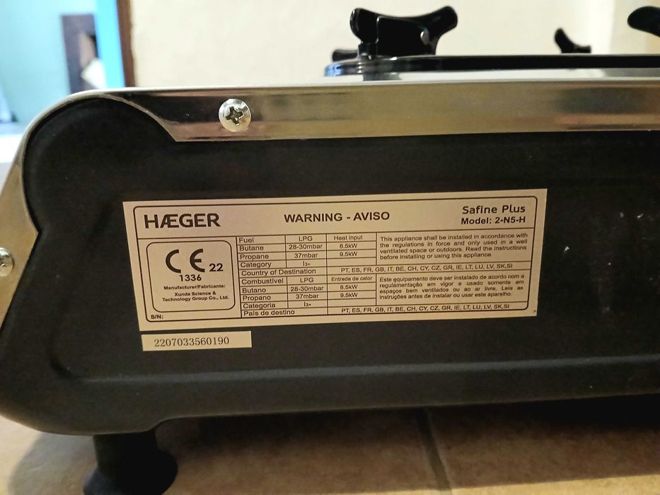 Forno a gás - Ótimo estado.
Sem mangueira de gás