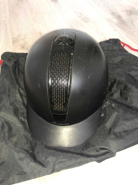 Kask jeździecki FOUGANZA