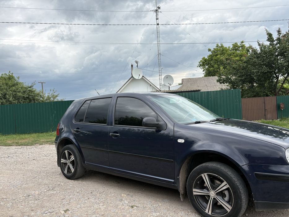 Продам Volkswagen Golf