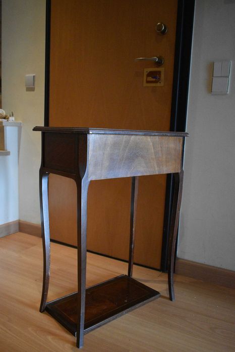 Aparador móvel madeira maciça (talvez cerejeira) 57,5x34,5x75cm