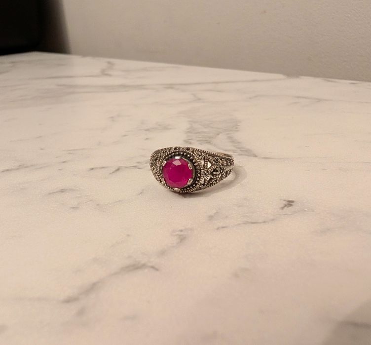 Pierścionek różowy kamień stare srebro 925 vintage retro coquette