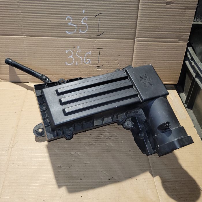 Obudowa filtra powietrza vw passat b6 2.0TDI CR Comonn Rail 2008r
