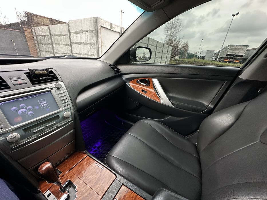 Toyota Camry 40 2008г 3.5 бенз/газ.
