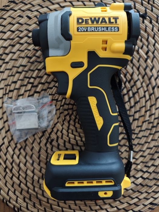 Zakretarka DCF850 DeWalt