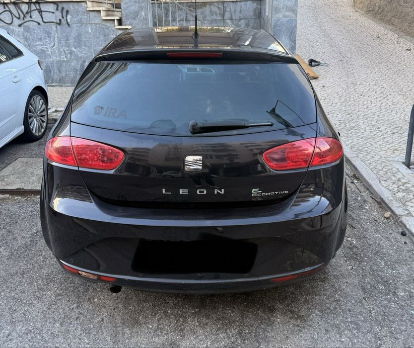 Seat Leon 1.6 TDI ECOMOTIVE  2010 — photo 4