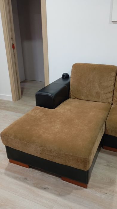 Sofá chaise long castanho e preto madeira maciça