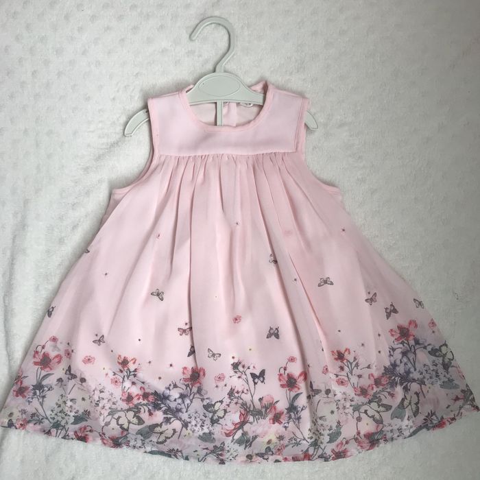 Нарядное платье