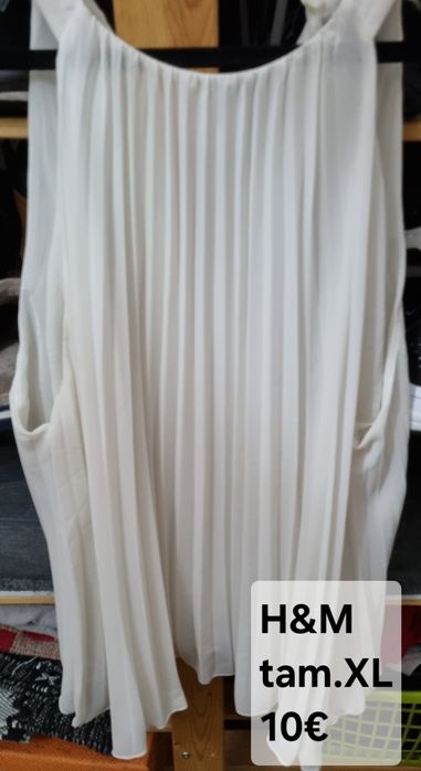 Casacos e blusas usadas