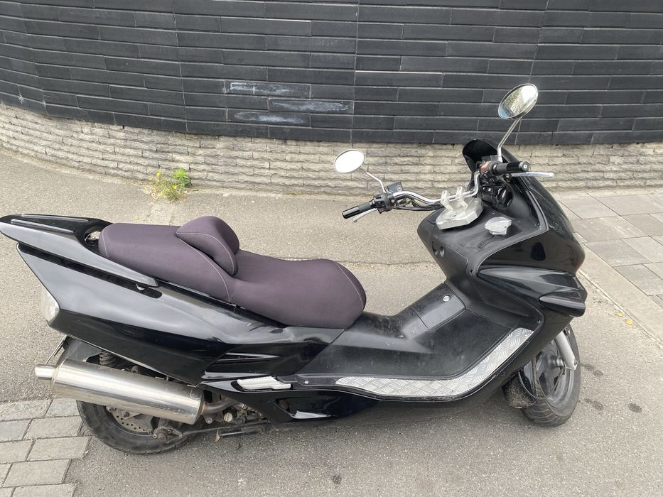 Honda Forza 250 • Макси скутер • 250 кубов • Скутер