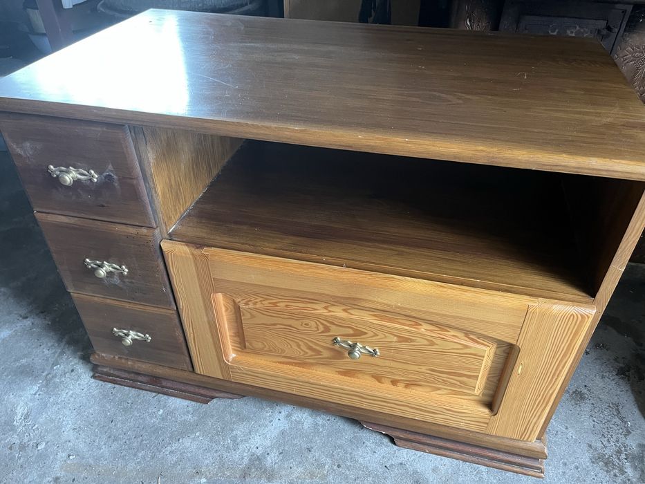 Szafka pod telewizor