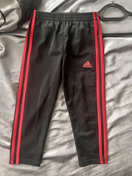 Спортивний костюм