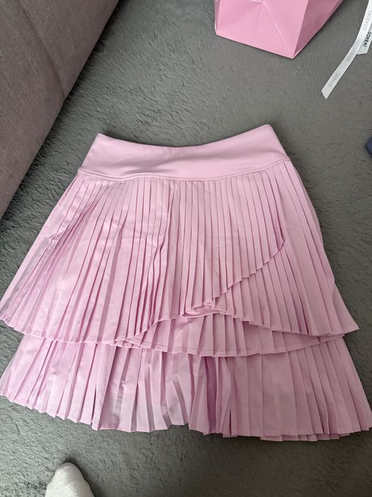 Тенісна спідниця