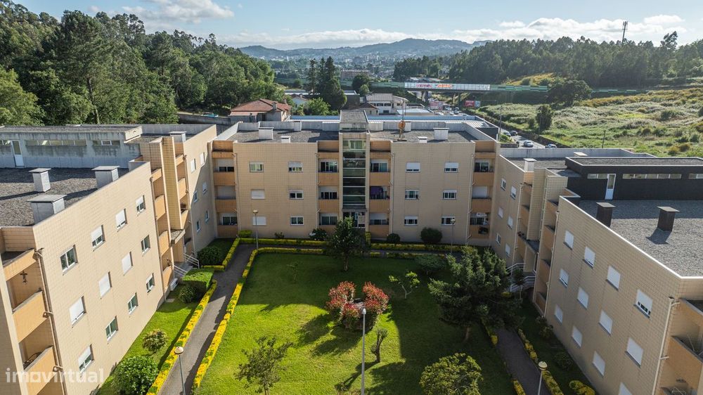 Apartamento T3 à venda em Vale S. Martinho