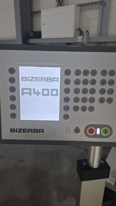 Fiambreira com carrinho transporte