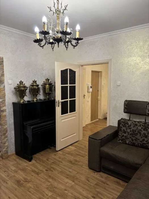 Продам 4 комнатную квартиру 84 м2 с ремонтом на Алексеевка,пр. Победы VI