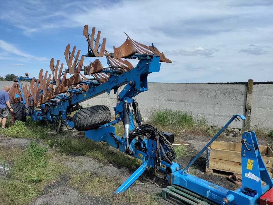 Плуг Lemken Titan 10 корп. (6+3+1)_По полю/в борозні