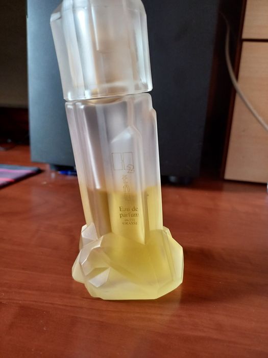 Продам духи оригинал франция