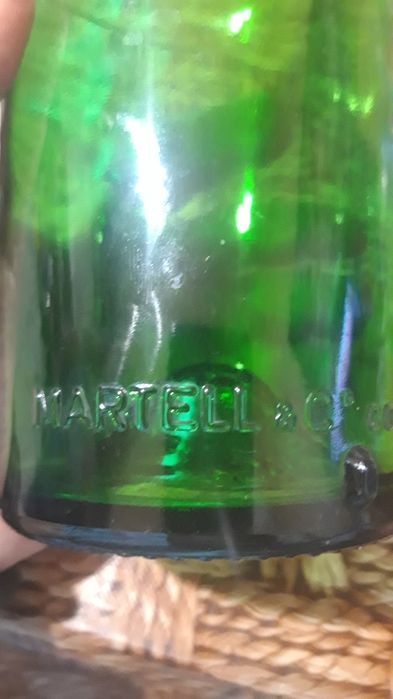 Бутылка из-под Martell Франция
