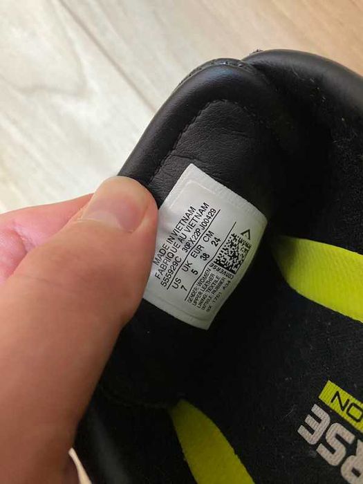 Damskie czarne buty Converse