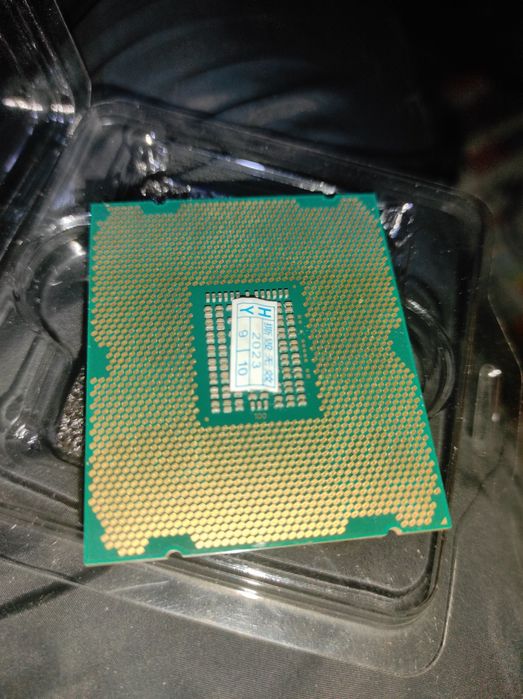 Процесор XEON E5 2670 V2 в ІДЕАЛ СТАНІ