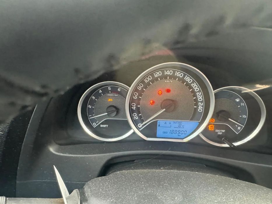 Toyota Auris 1.4 D-4D para peças