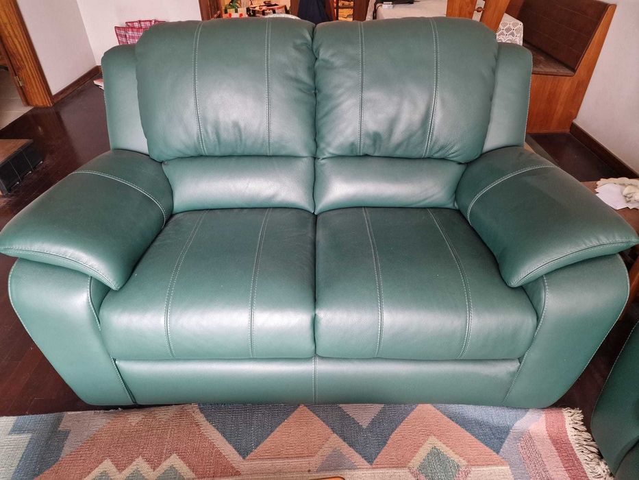 Sofás Chateau D´Ax e outro mobiliário de quarto e sala