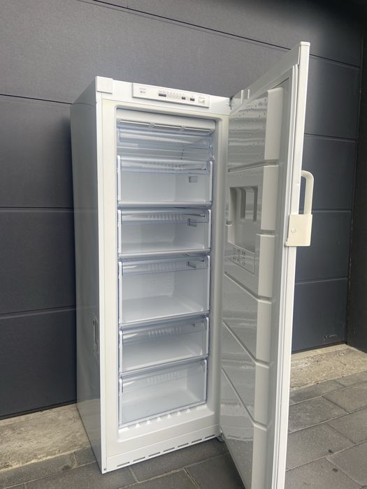 Морозильна камера