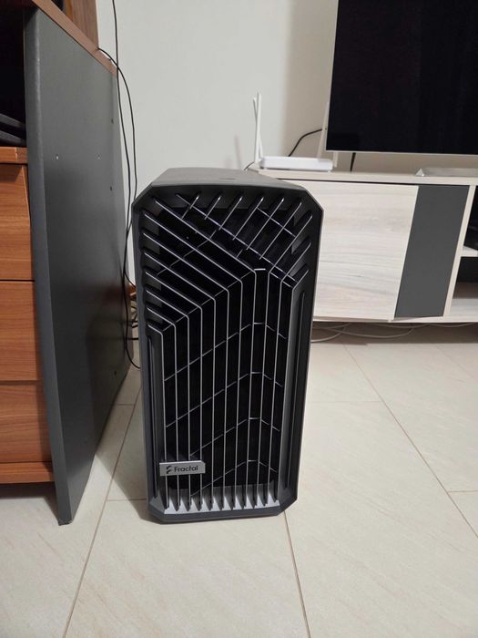 Fractal Design Torrent TG Light Tint Cinza