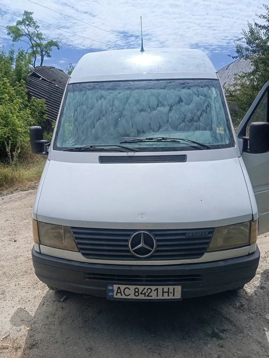 Мерседес Спрінтер 412