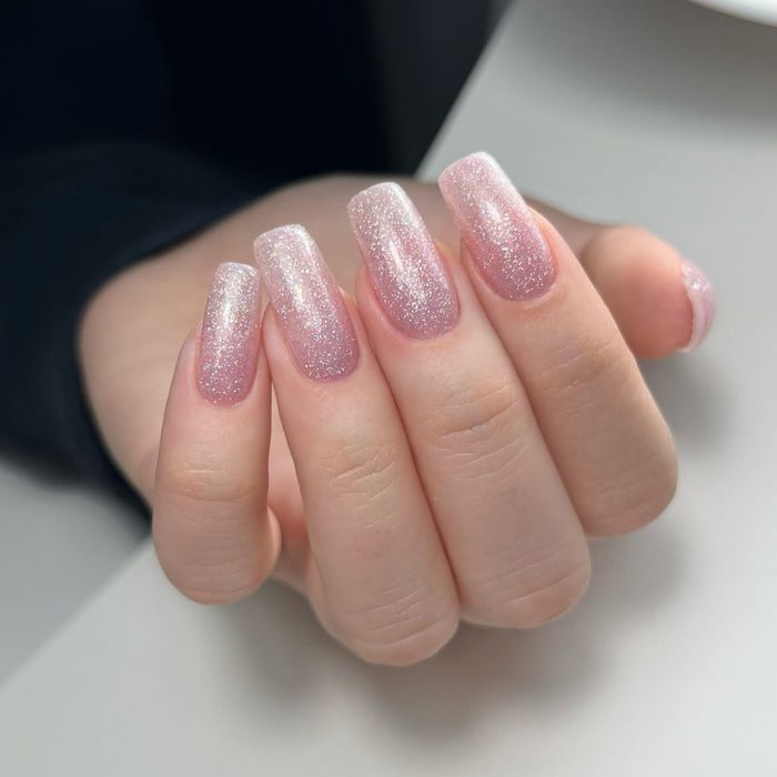 Manicure/Pedicure/ henna pudrowa/ Z dojazdem w Łodzi
