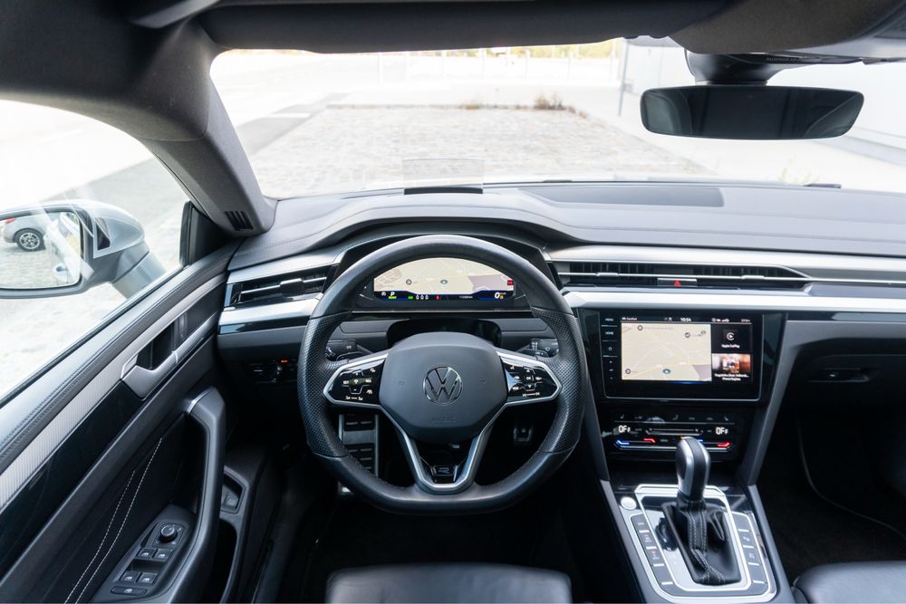 VW Arteon Shooting Brake 1.4 eHybrid  DSG R-Line (Financiamento disponível)