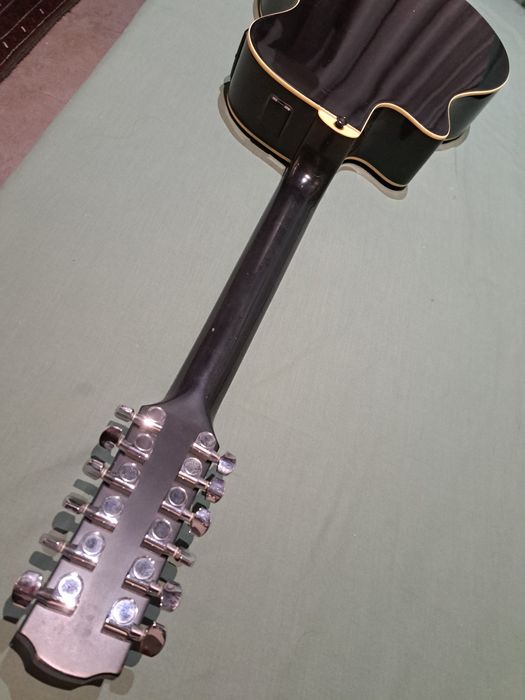 Gitara 12 strunowa  Yamaha.