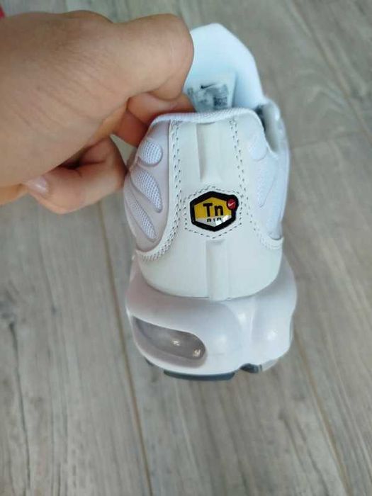 Air_Max_TN_Plus_Biały 37,5