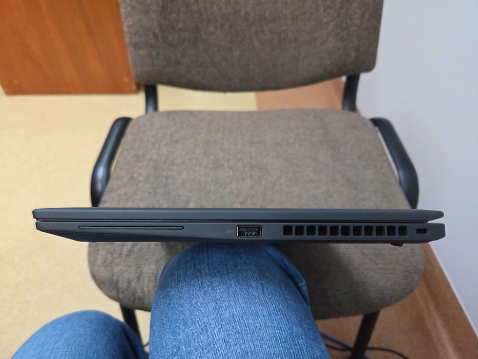 Laptop Lenovo THINKPAD T14 G3 I5-1245U/16GB RAM/256GB/LTE jak nowy