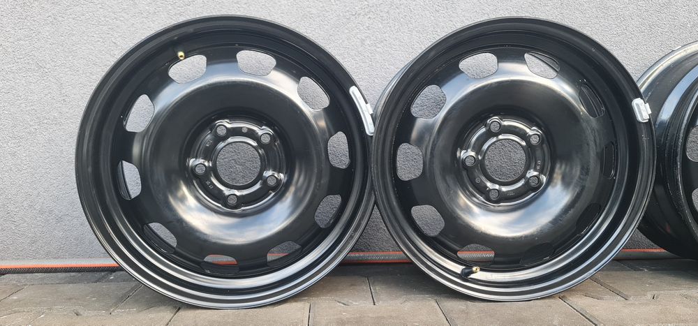 "16 5x114.3 Renault Daria nowe