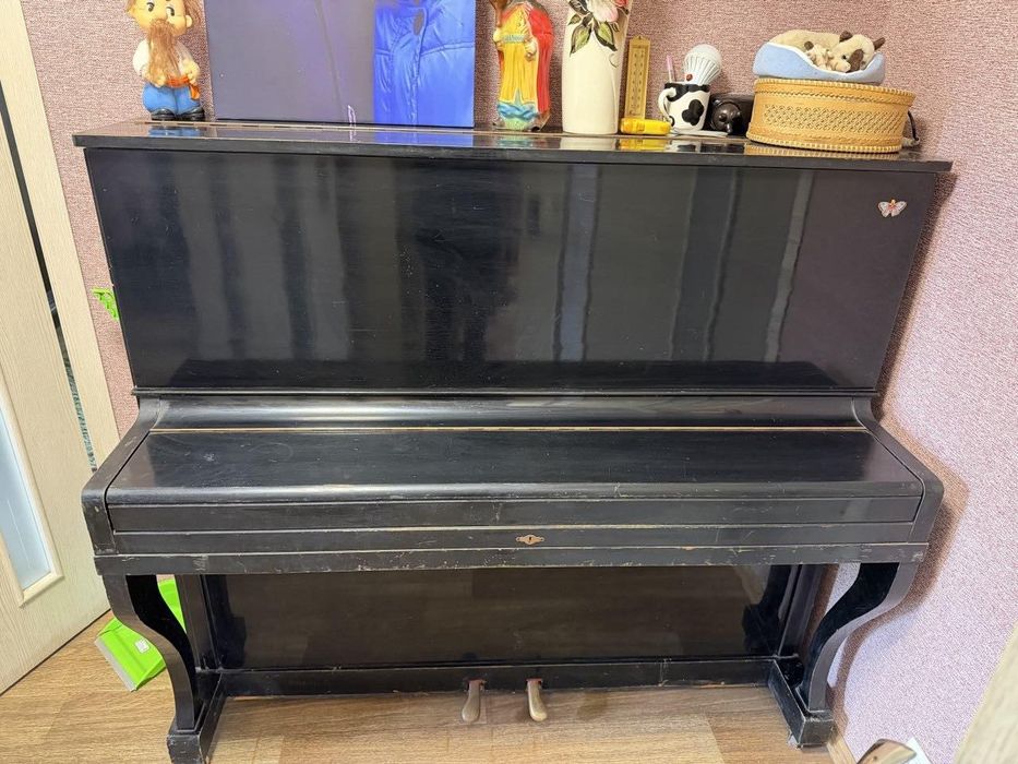 Продам пианино -фортепиано "Беларусь"3800грн.