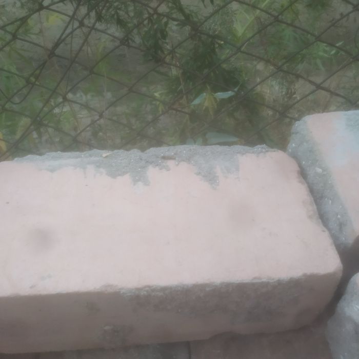 Срочно продам новый кирпич