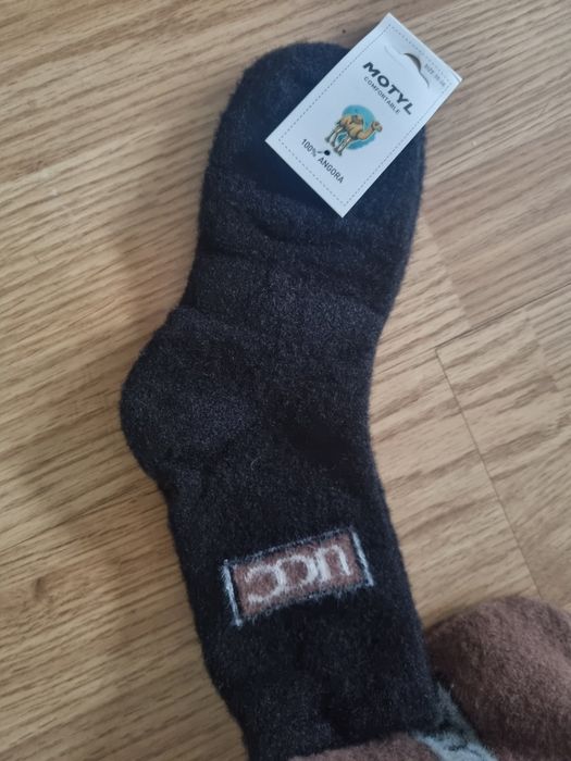 Motyl UGG skarpety damskie 35-38 czarne skarpetki angora