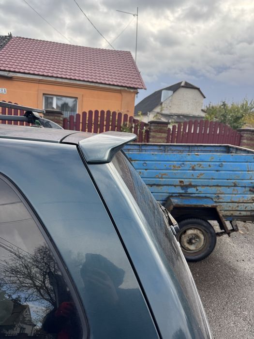 Galant 8 універсал спойлер задній 1997-2004