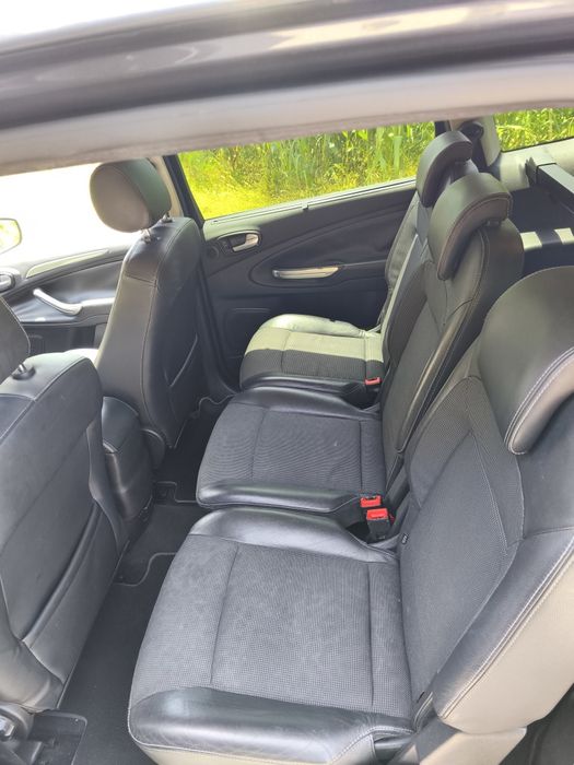 Ford S-Max 2.0 TDCi Titanium – 7 Lugares – Excelente Estado